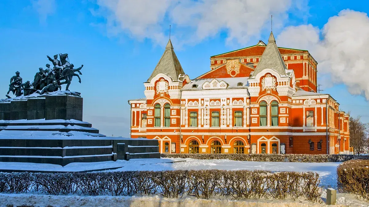 Новогодняя Самара