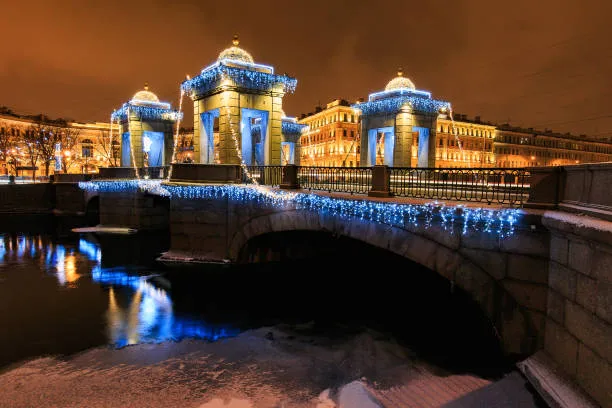 Новогодние огни Петербурга