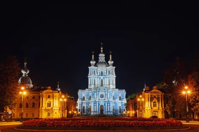 Санкт-Петербург на Открытие фонтанов 